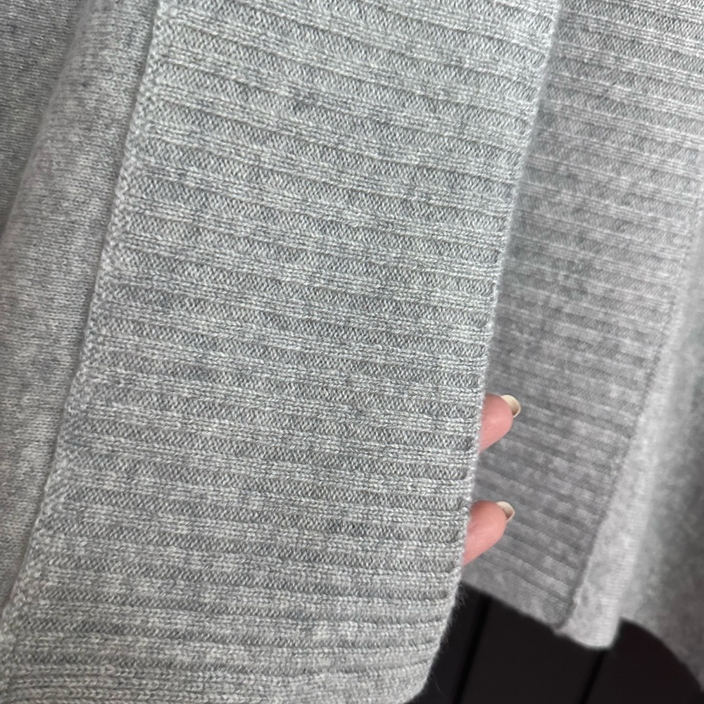 ANTONIO MELANI Light Gray Women's Turtleneck Sweater💯Cashmere. - Picture 5 of 11